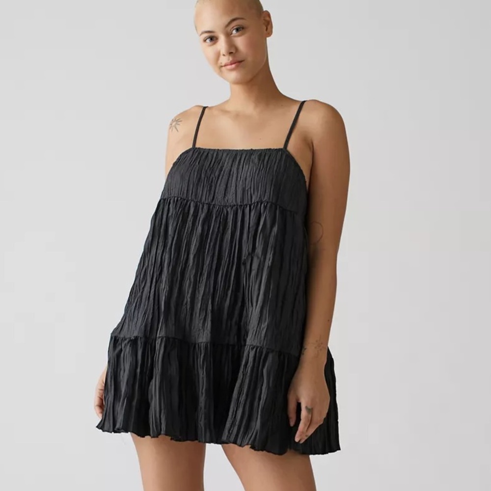 Urban Outfitters Clara Tiered Mini Dress Black Small